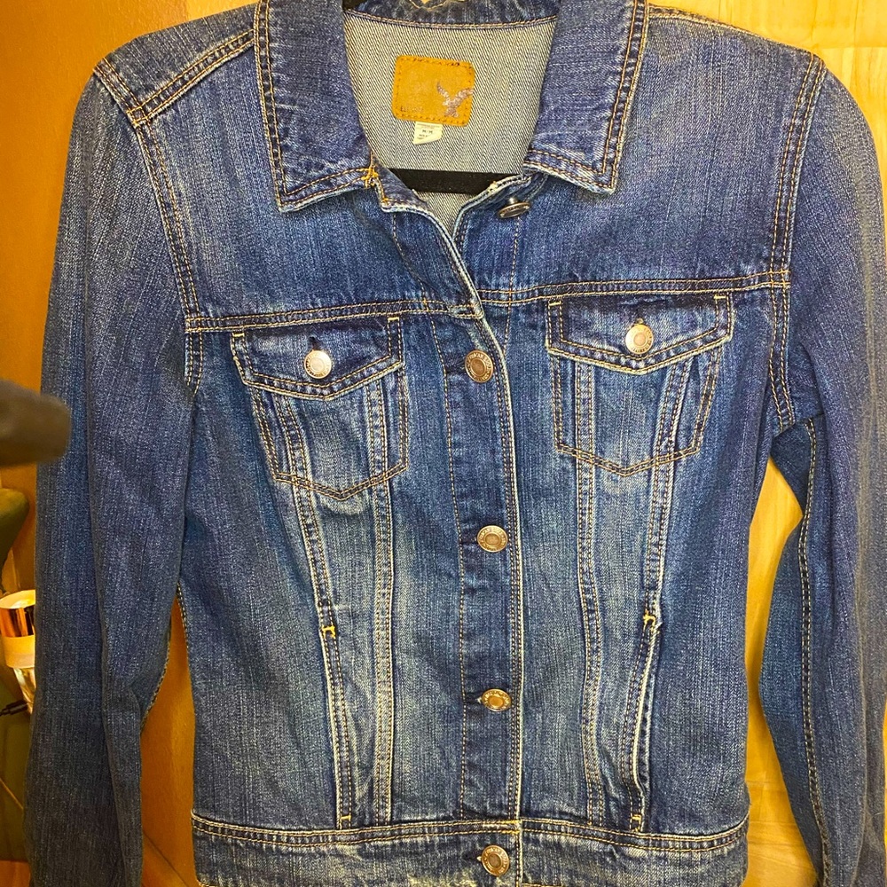 NWOT American Eagle Jean Jacket Sz M